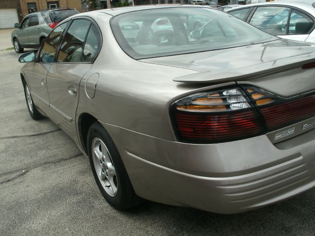 2002 Pontiac Bonneville SE