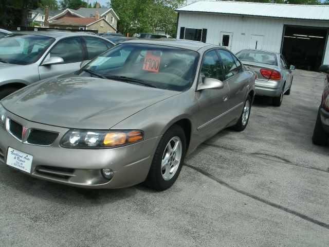 2002 Pontiac Bonneville SE