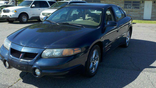 2002 Pontiac Bonneville 45