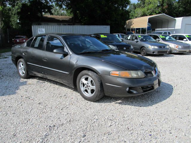 2002 Pontiac Bonneville SE