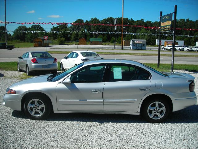 2002 Pontiac Bonneville SE