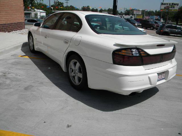 2002 Pontiac Bonneville 45