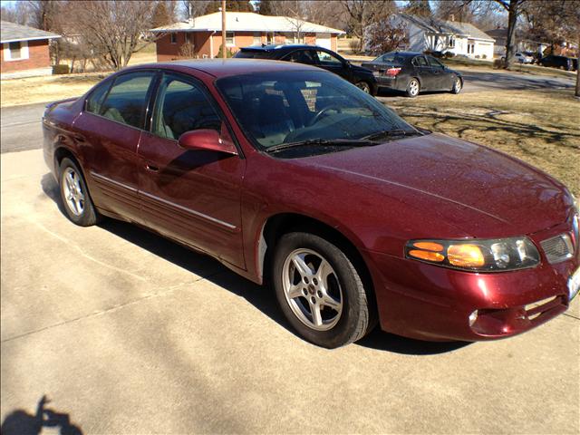 2002 Pontiac Bonneville Unknown