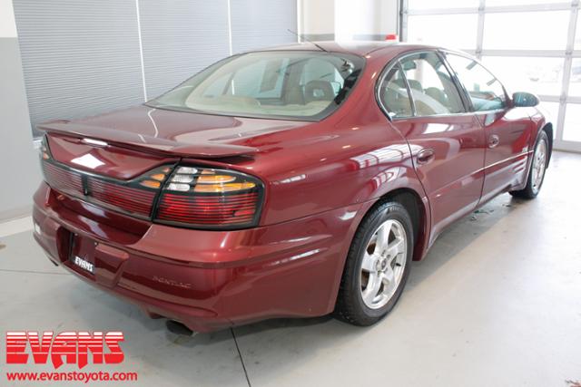 2002 Pontiac Bonneville 45