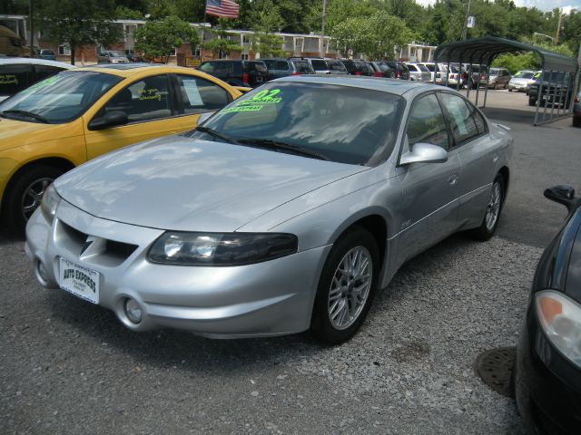 2002 Pontiac Bonneville 45