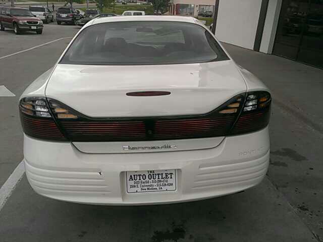 2003 Pontiac Bonneville SE