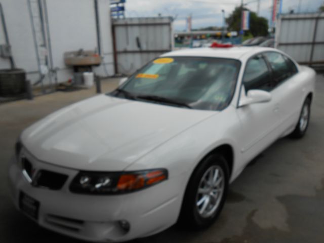 2003 Pontiac Bonneville SE