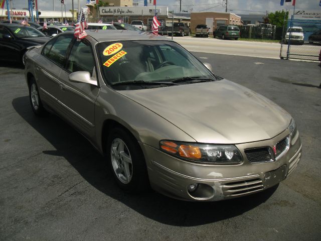 2003 Pontiac Bonneville SE