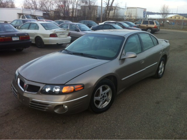 2003 Pontiac Bonneville SE