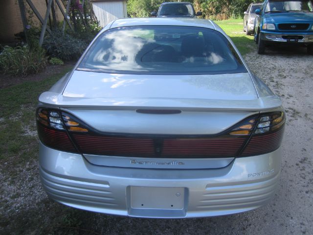 2003 Pontiac Bonneville SE