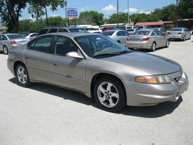 2003 Pontiac Bonneville 45