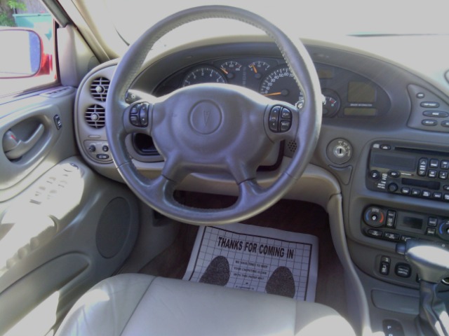 2004 Pontiac Bonneville 45