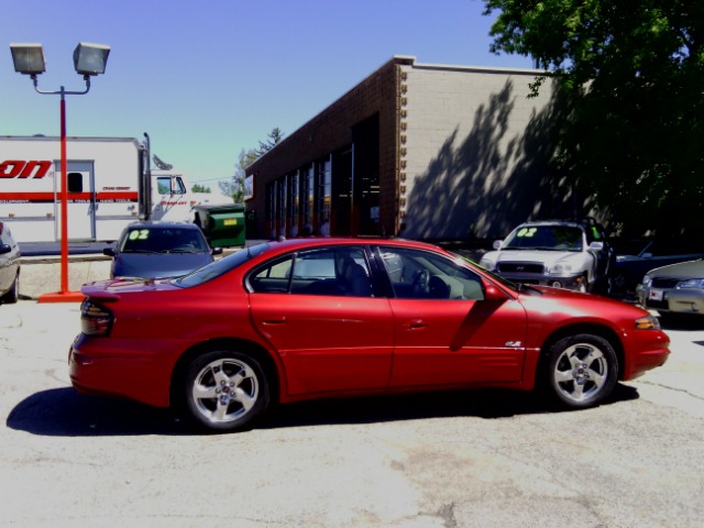 2004 Pontiac Bonneville 45