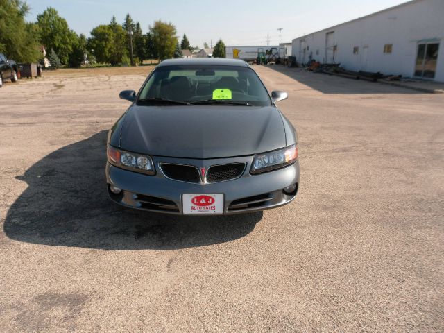 2004 Pontiac Bonneville SE