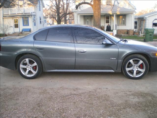 2005 Pontiac Bonneville Special