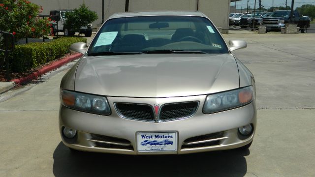 2005 Pontiac Bonneville SE