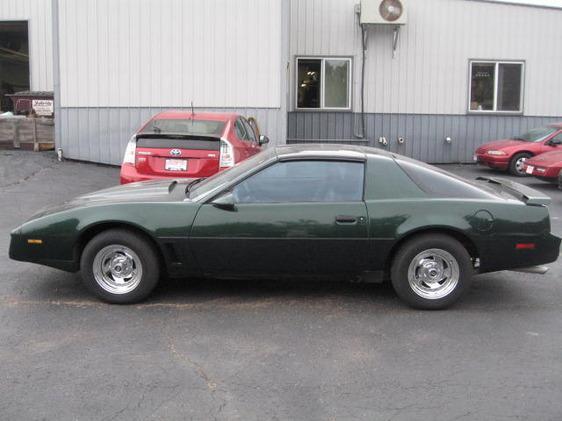 1982 Pontiac Firebird 4dr Sdn V6 CXL