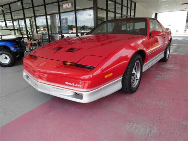 1986 Pontiac Firebird 4dr Sdn V6 CXL