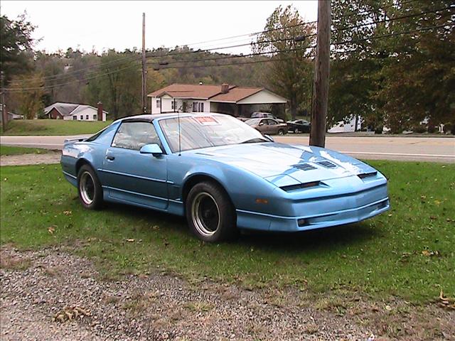 1988 Pontiac Firebird 4dr Sdn V6 CXL