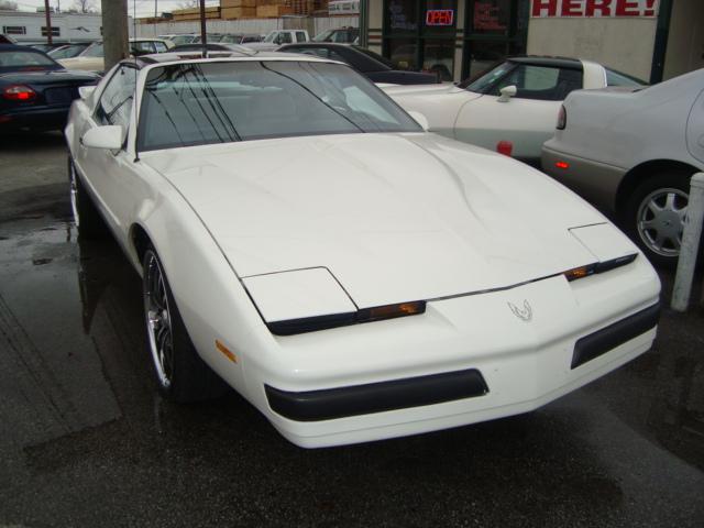 1989 Pontiac Firebird Base