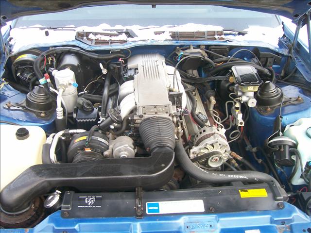 1991 Pontiac Firebird 4dr Sdn V6 CXL