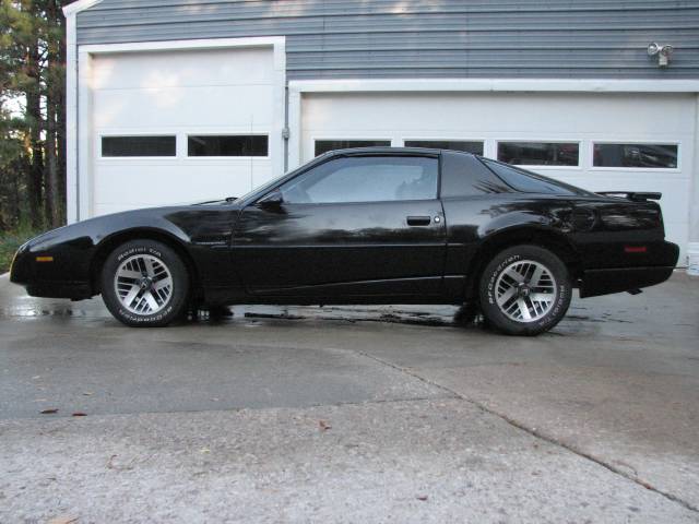 1991 Pontiac Firebird Base