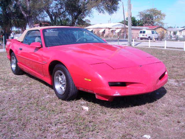 1992 Pontiac Firebird Base