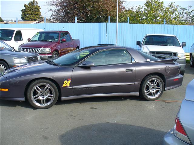 1993 Pontiac Firebird 4dr Sdn V6 CXL