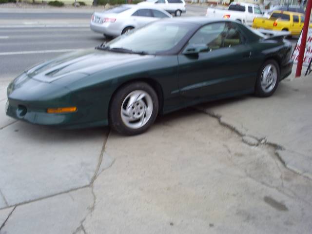 1993 Pontiac Firebird 4dr Sdn V6 CXL