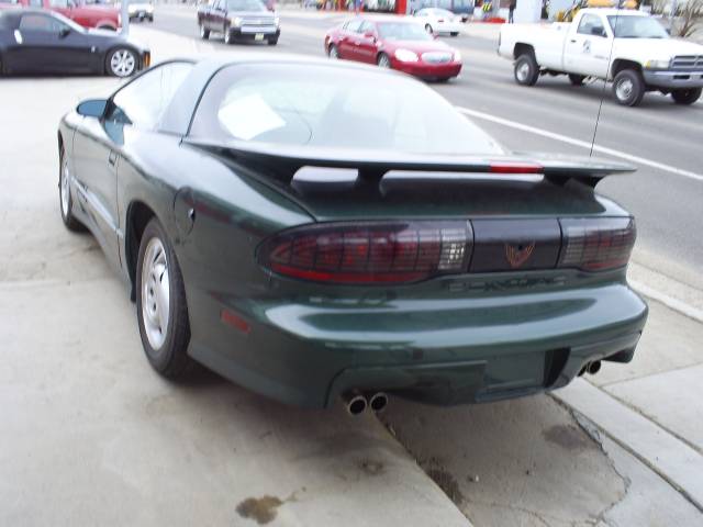 1993 Pontiac Firebird 4dr Sdn V6 CXL