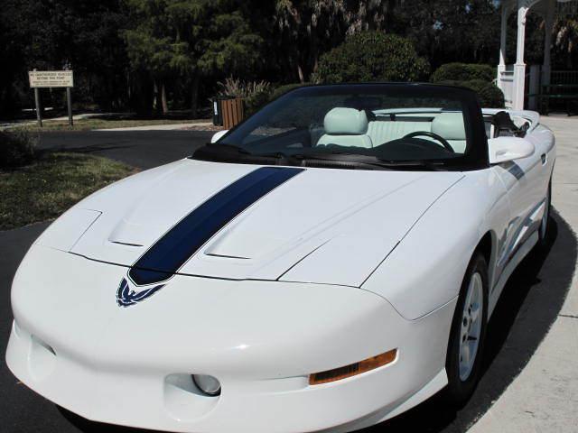 1994 Pontiac Firebird 4dr Sdn V6 CXL