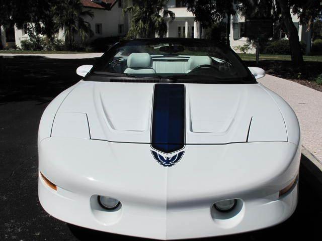 1994 Pontiac Firebird 4dr Sdn V6 CXL