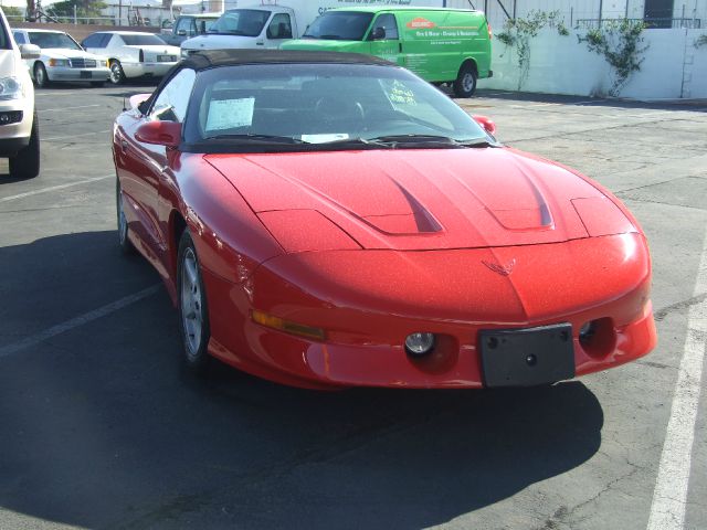 1995 Pontiac Firebird 4WD 4dr V8 SE