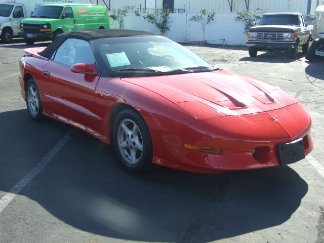 1995 Pontiac Firebird 4WD 4dr V8 SE