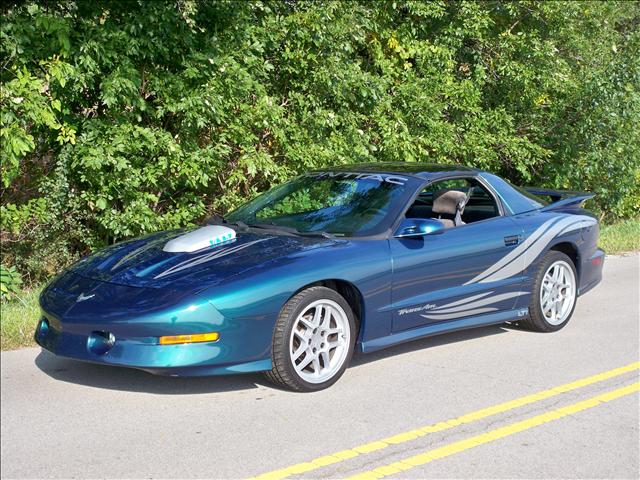 1996 Pontiac Firebird 4dr Sdn V6 CXL