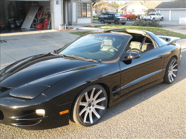 1998 Pontiac Firebird 4dr Sdn V6 CXL