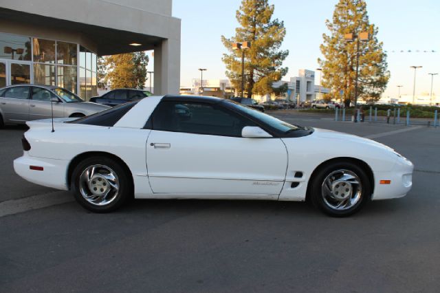 1998 Pontiac Firebird GT Premium