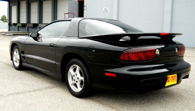 1999 Pontiac Firebird 4dr Sdn V6 CXL