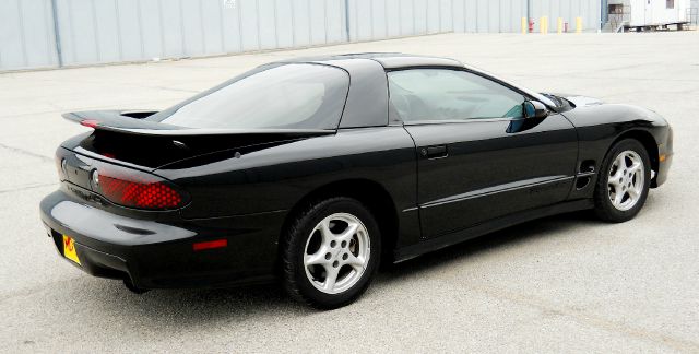 1999 Pontiac Firebird 4dr Sdn V6 CXL