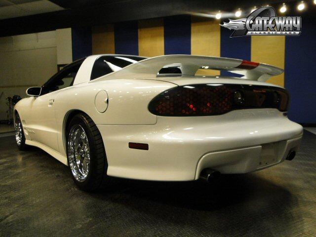 2000 Pontiac Firebird 4dr Sdn V6 CXL