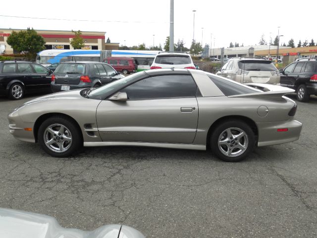 2000 Pontiac Firebird LT Leather 4x4