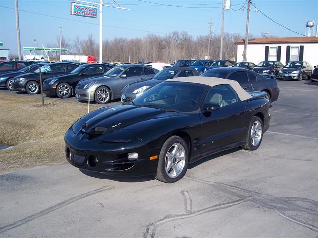 2000 Pontiac Firebird 4dr Sdn V6 CXL