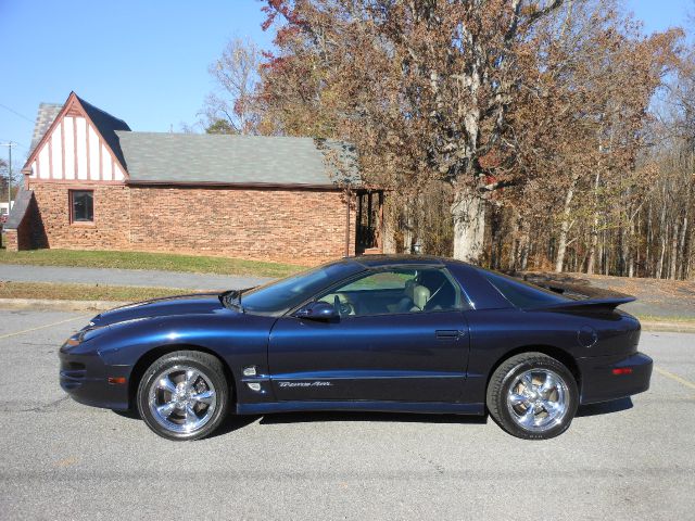 2000 Pontiac Firebird GT Premium