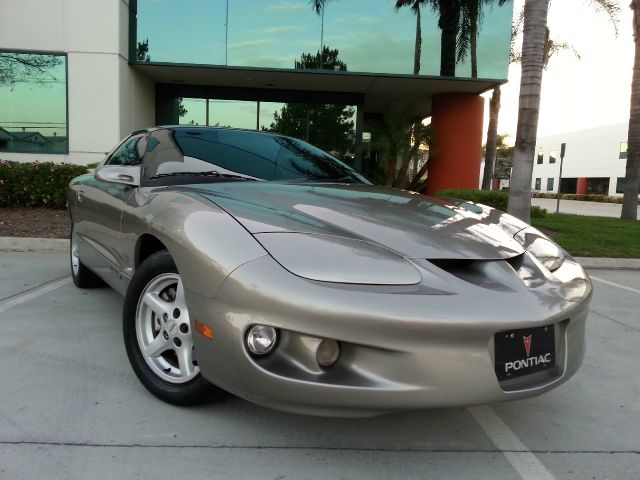 2000 Pontiac Firebird GT Premium