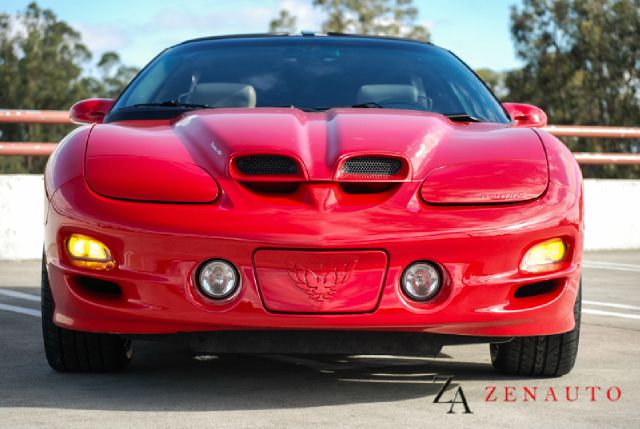 2002 Pontiac Firebird S. Navigation, Sunroof,leather