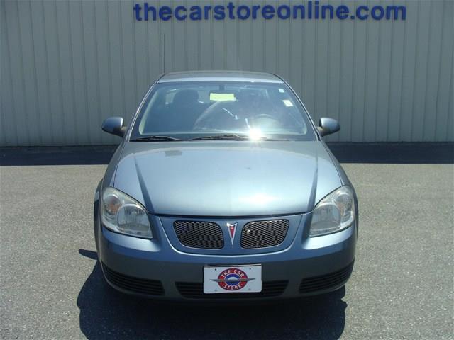 2007 Pontiac G5 2010 Subaru