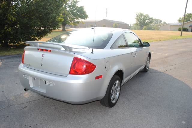 2009 Pontiac G5 Unknown