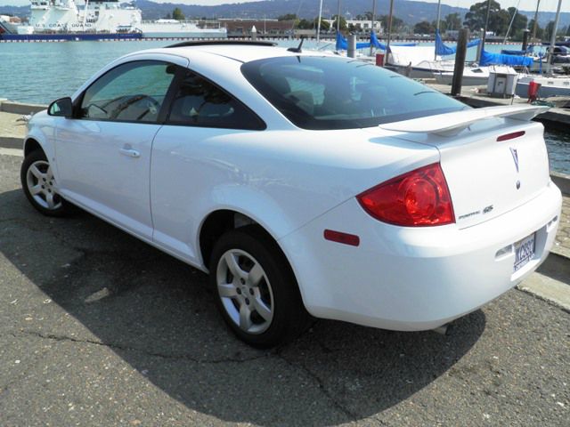 2009 Pontiac G5 Sportback LS