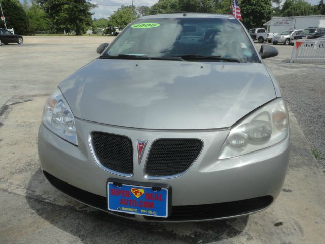 2006 Pontiac G6 4dr Quad Cab WB 4WD SLT