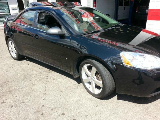 2006 Pontiac G6 4dr Quad Cab WB 4WD SLT